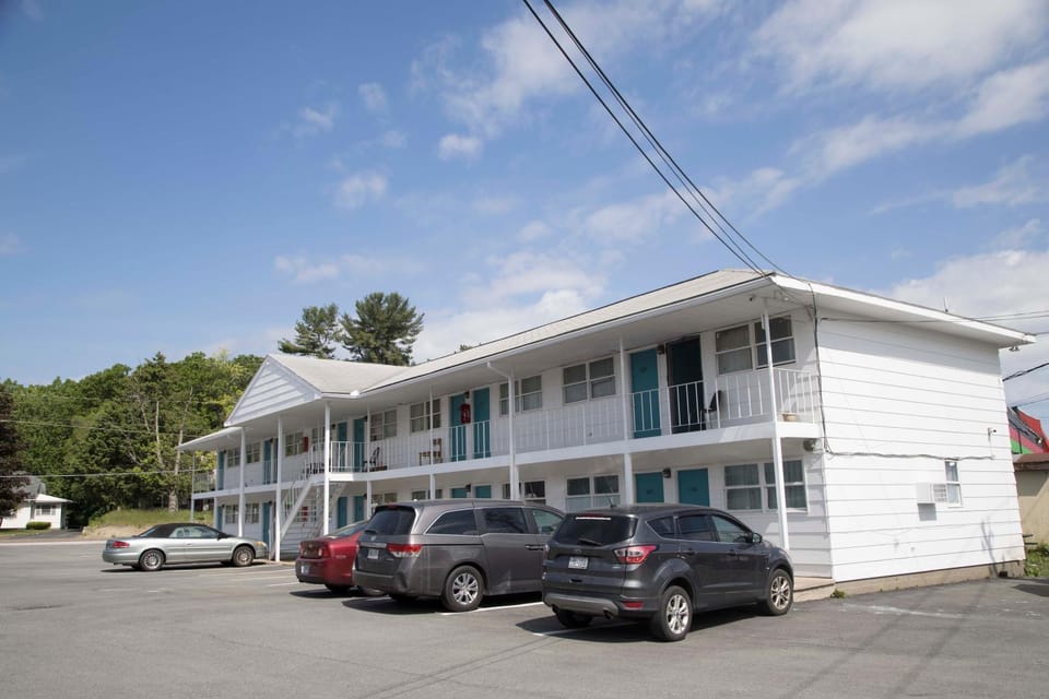 Property building, Parking