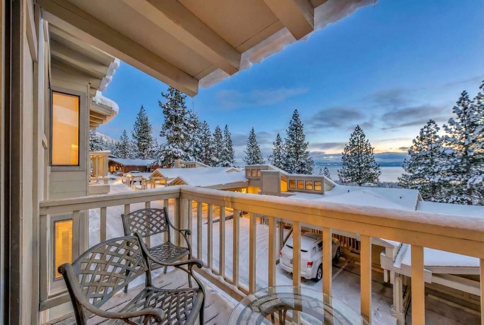 Lake Tahoe Vacation Rental Fireplace and Balcony House in Incline Village