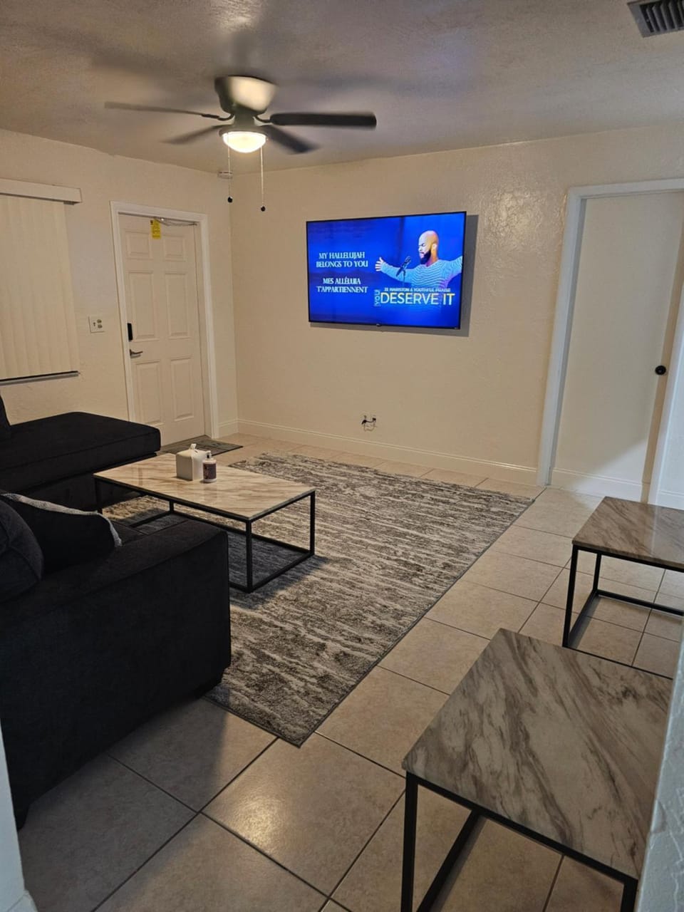 TV and multimedia, Living room, Seating area