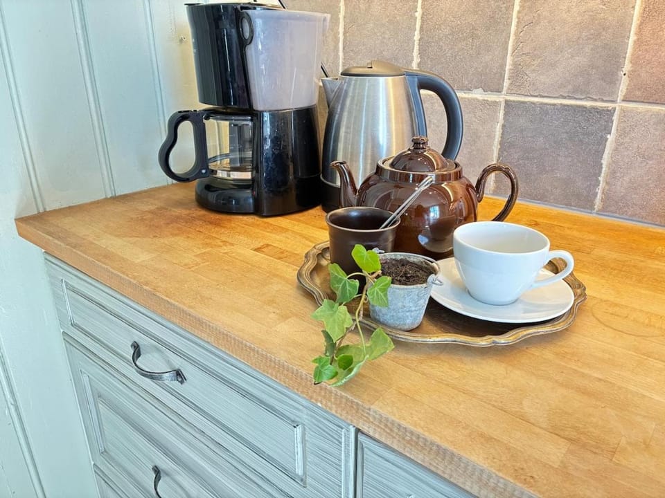 Coffee/tea facilities, Kitchen or kitchenette