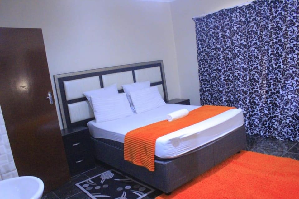 Platinum inn pty ltd Bed and Breakfast in Gauteng