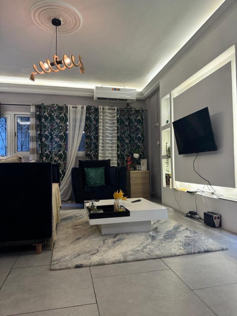 La casa de papel Apartment in Douala