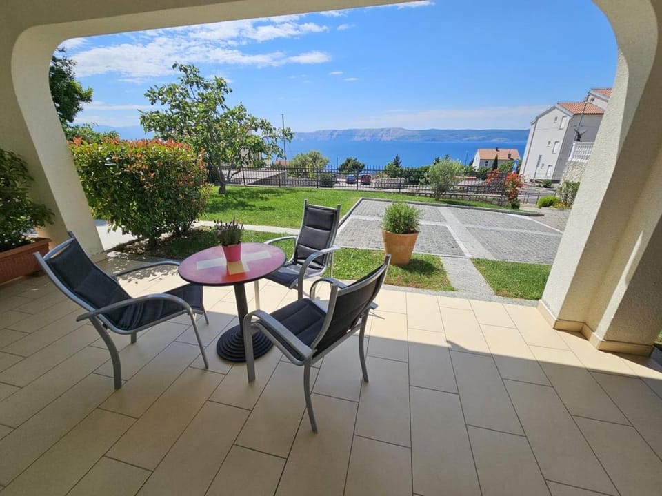 View (from property/room), Balcony/Terrace, Sea view