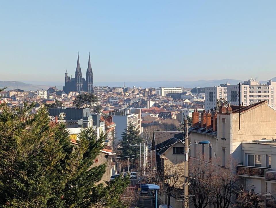 View (from property/room), City view