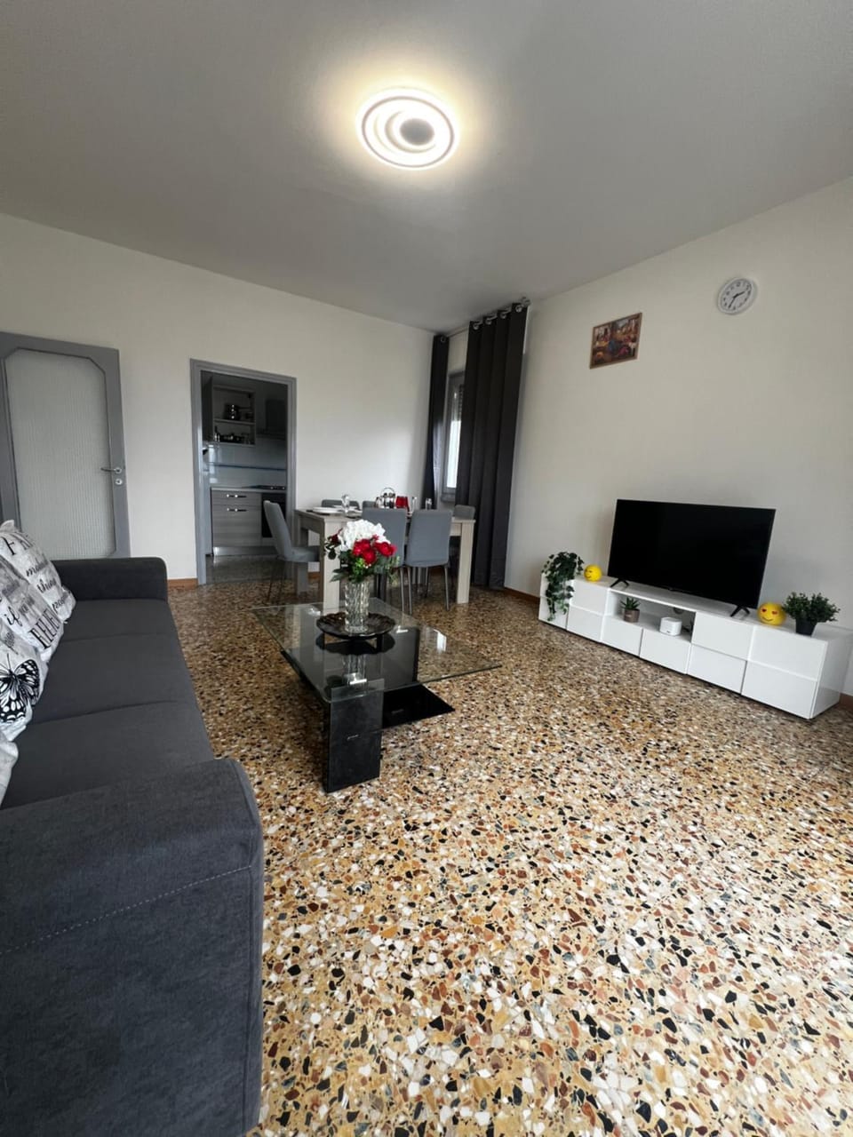 Communal lounge/ TV room, Living room