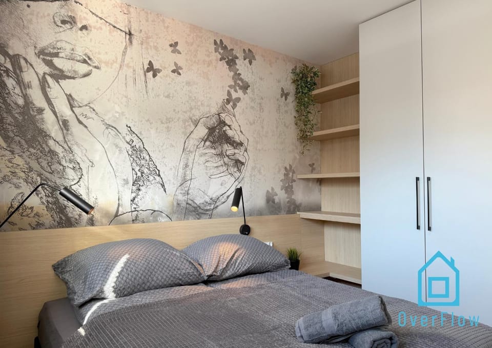 Sailor Apartment- 10 minutes to Seaside & City Center Gdynia Apartment in Pomeranian Voivodeship