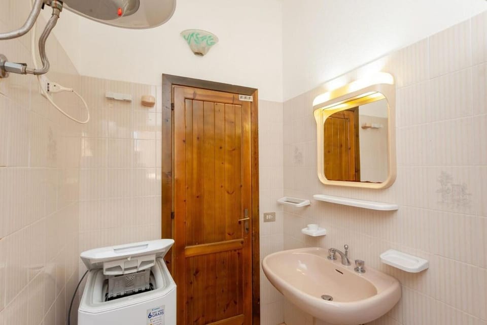 Cinta 7 Apartment in San Teodoro