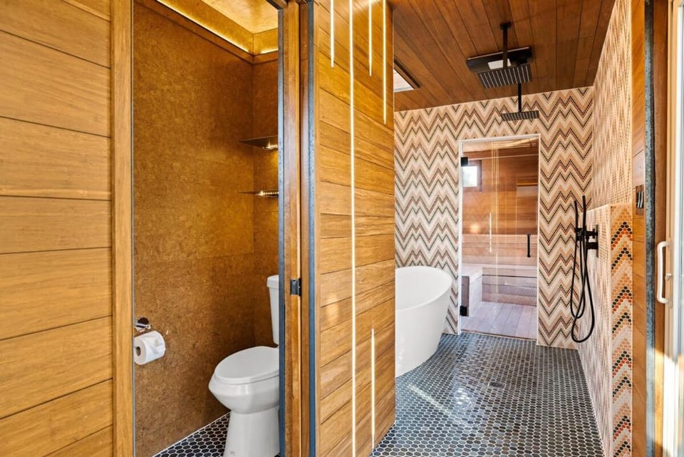 Kaibab Farms, Heated Pool, Sauna, 150lb Turtle House in Phoenix