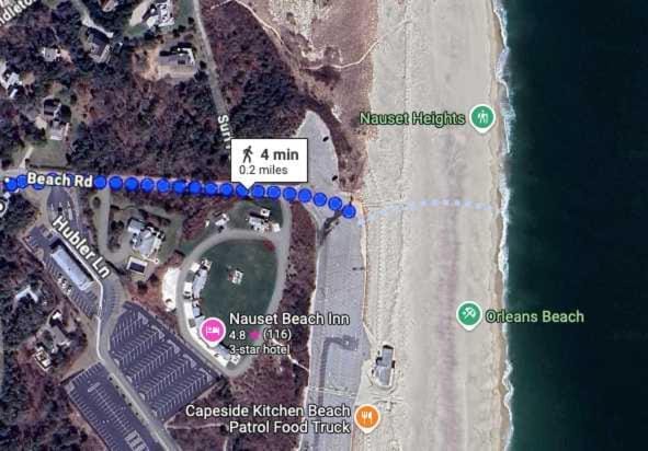 Cozy Cottage Walk to Nauset Beach House in Orleans