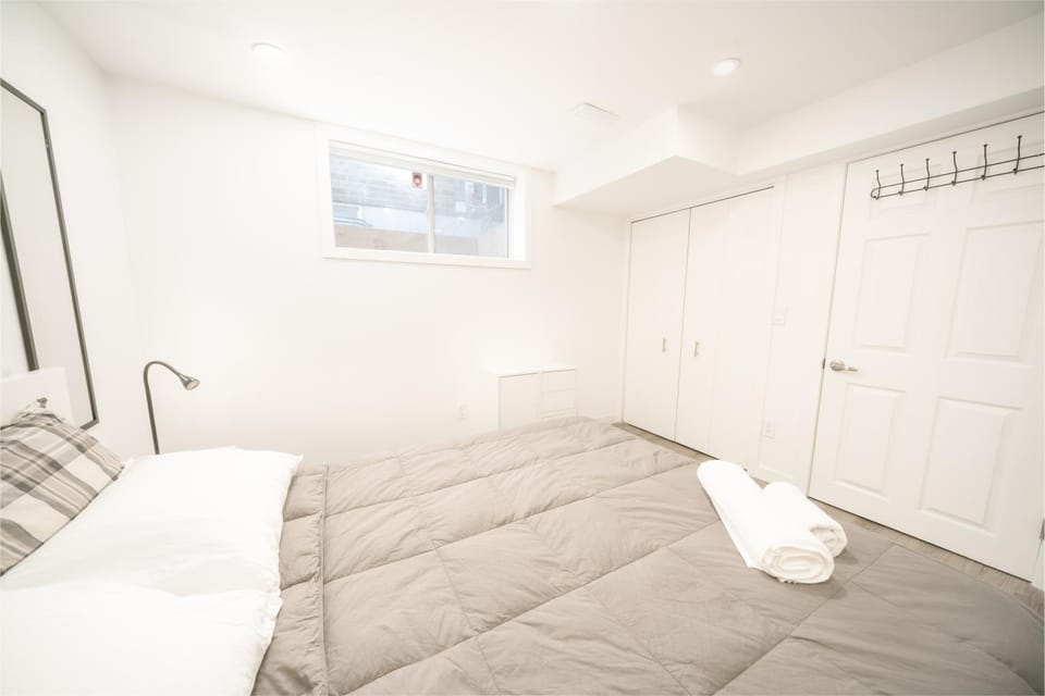 Bed, Photo of the whole room, Bedroom, towels, wardrobe