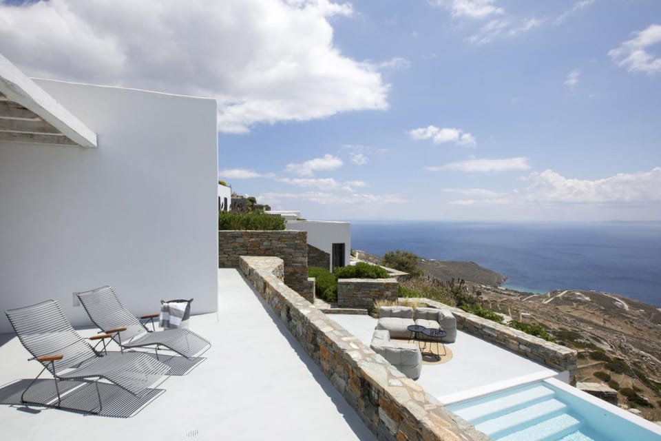Houses G Y in Kardiani Tinos Villa in Decentralized Administration of the Aegean