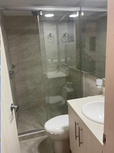 Apartamento central en Castilla Apartment in Bogota