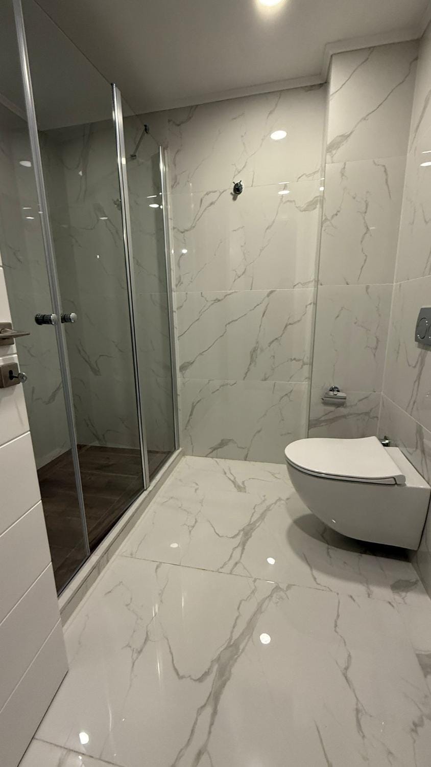 Shower, Toilet, Bathroom