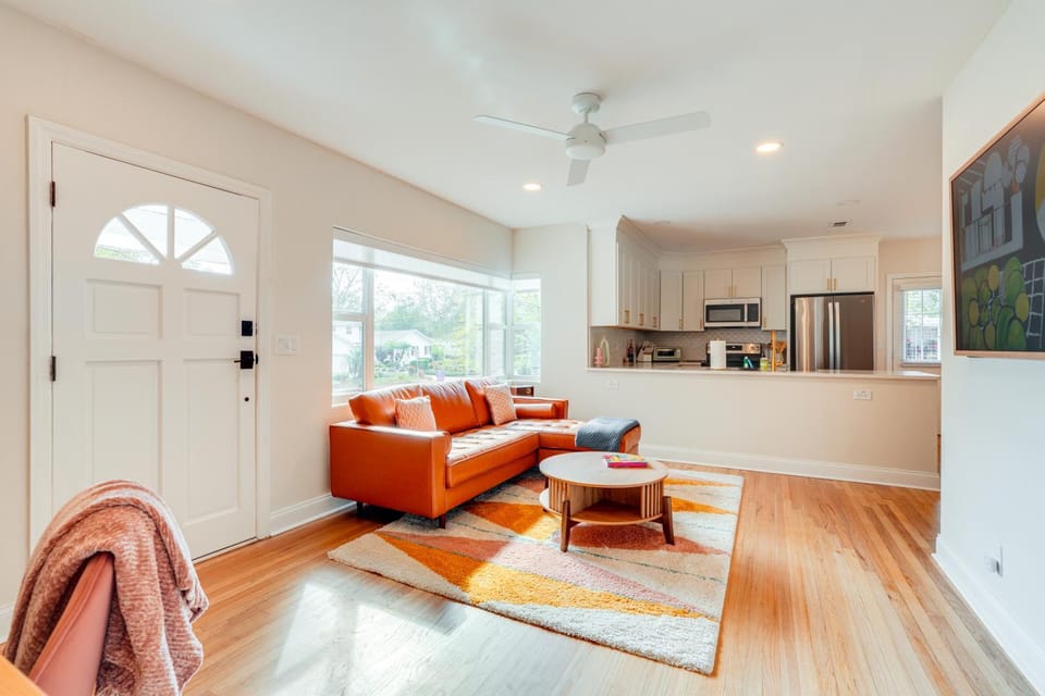 Mid-Century Lakeland Home w/ Game Room! House in Lakeland