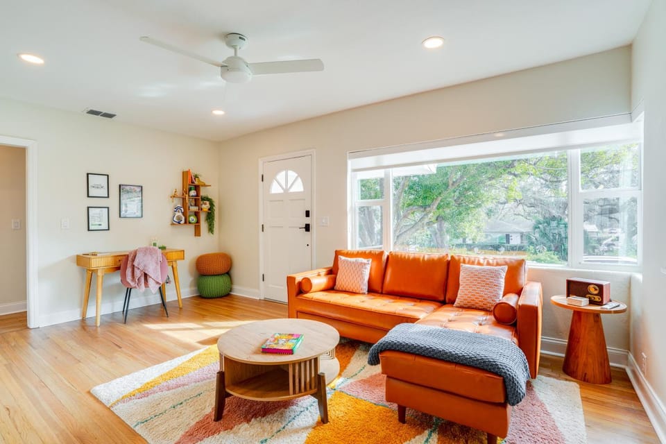 Mid-Century Lakeland Home w/ Game Room! House in Lakeland