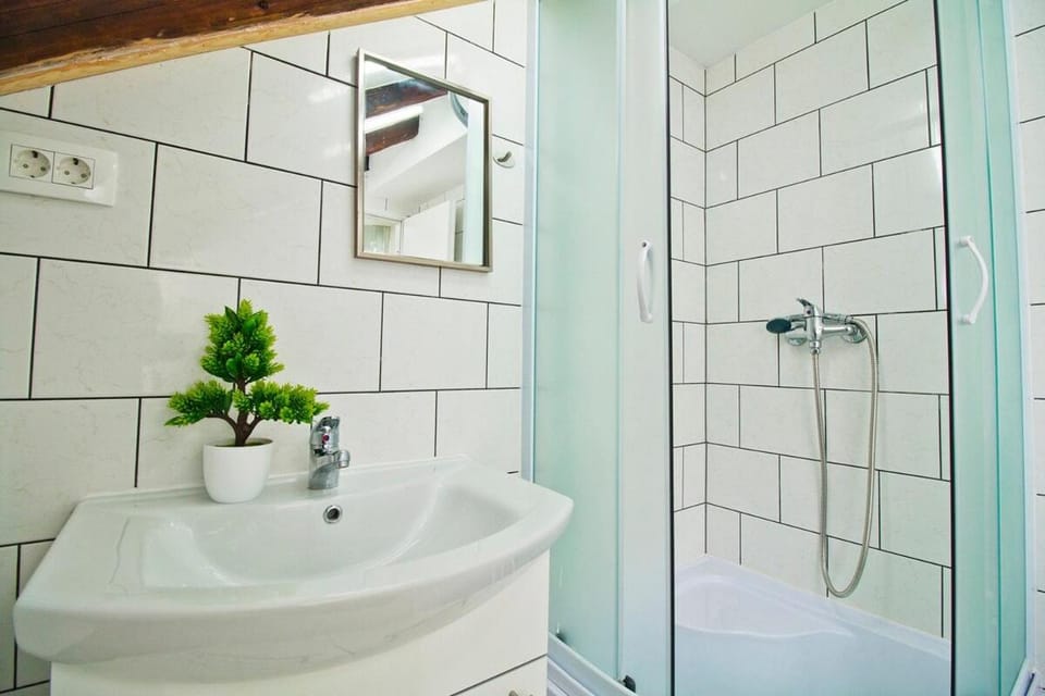 Shower, Bathroom, Bath