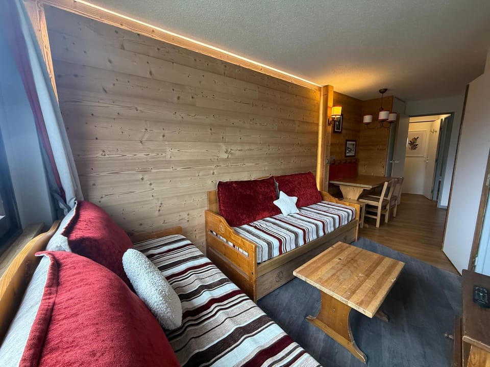 DEUX PIÈCES CHALEUREUX VUE IMPRENABLE Résidence Datcha AU PIED DES PISTES Apartment in Avoriaz