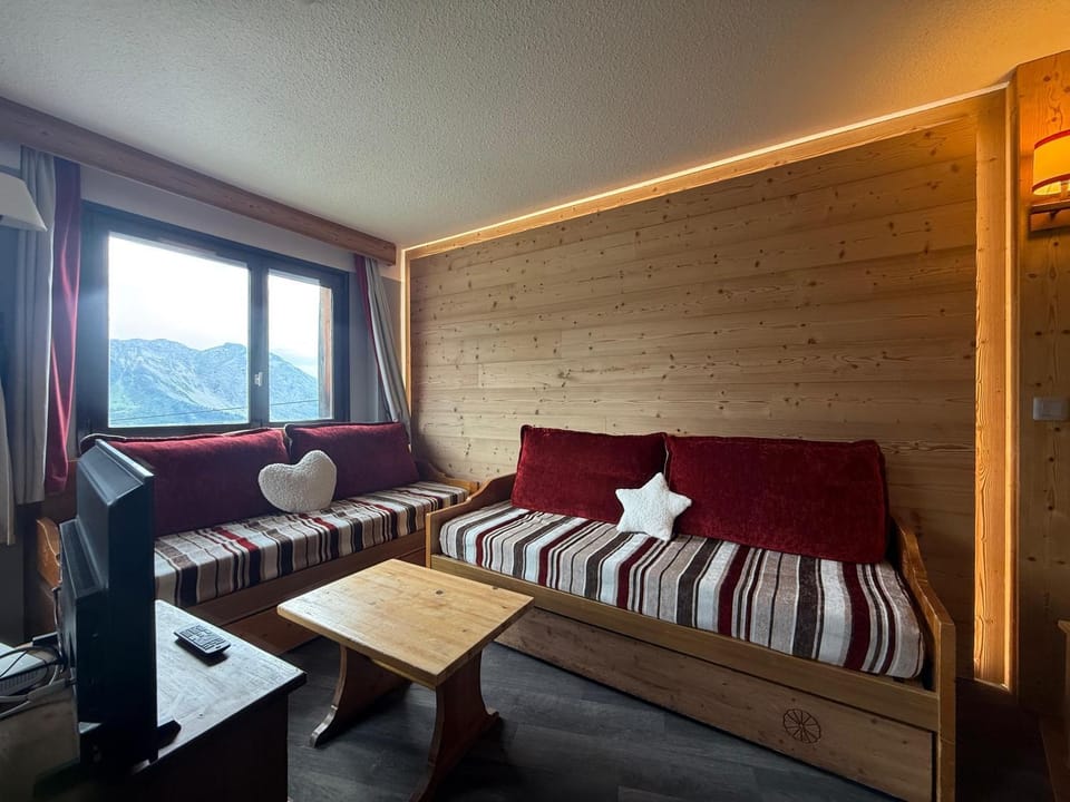 DEUX PIÈCES CHALEUREUX VUE IMPRENABLE Résidence Datcha AU PIED DES PISTES Apartment in Avoriaz