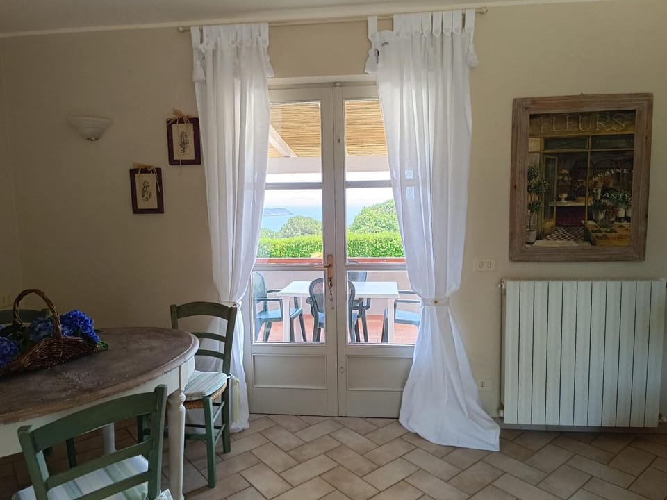 Petit Plaisance House in Capoliveri