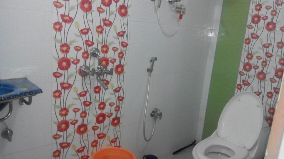 Samartha Cottage, Varsoli Bed and Breakfast in Alibag