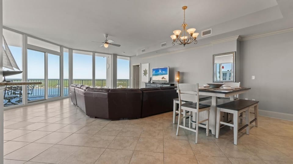 Bel Sole 1801 House in West Beach