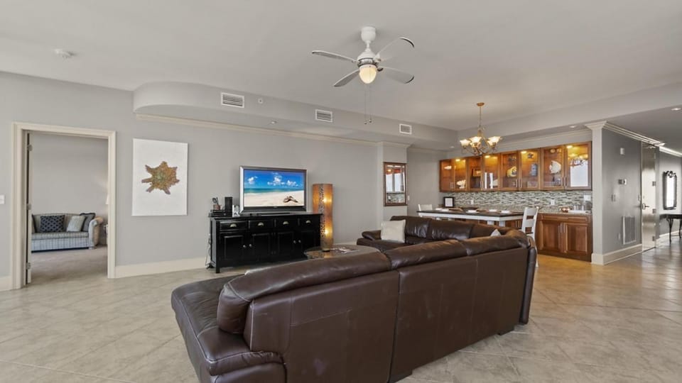 Bel Sole 1801 House in West Beach