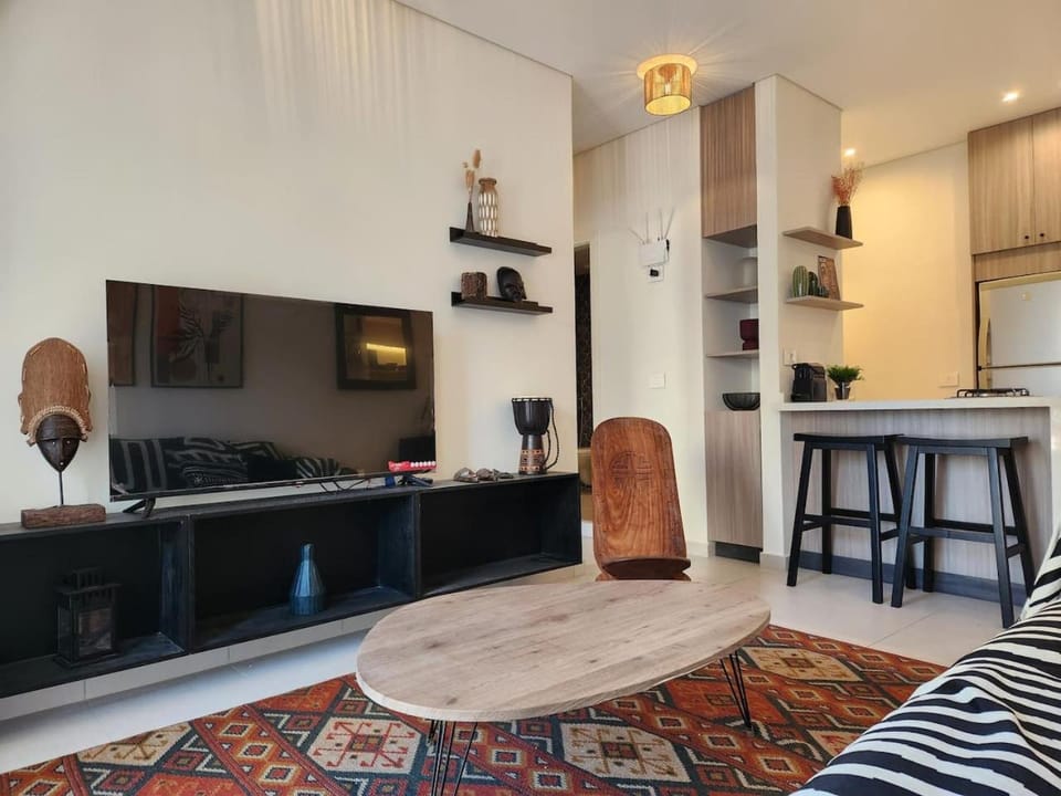 Savanna Tribal Charm Meets Modern Comfort Apartment in Africa