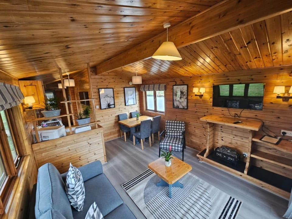 Hickling Broads Lodge Houseboat Max 4 Docked boat in Broadland District