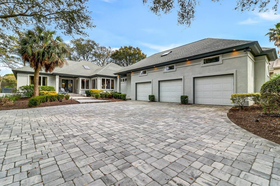 32 Full Sweep House in Hilton Head Island