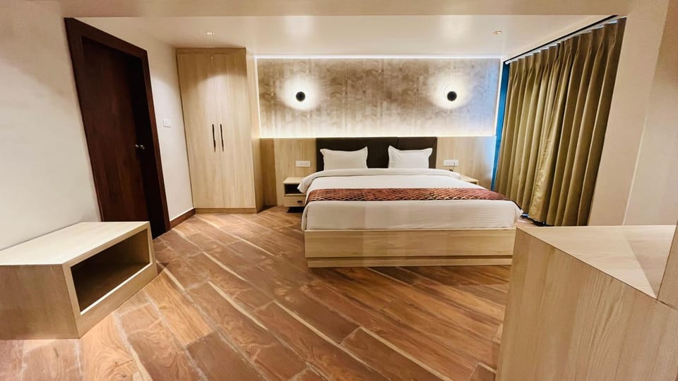 Bed, Photo of the whole room, Bedroom, wardrobe