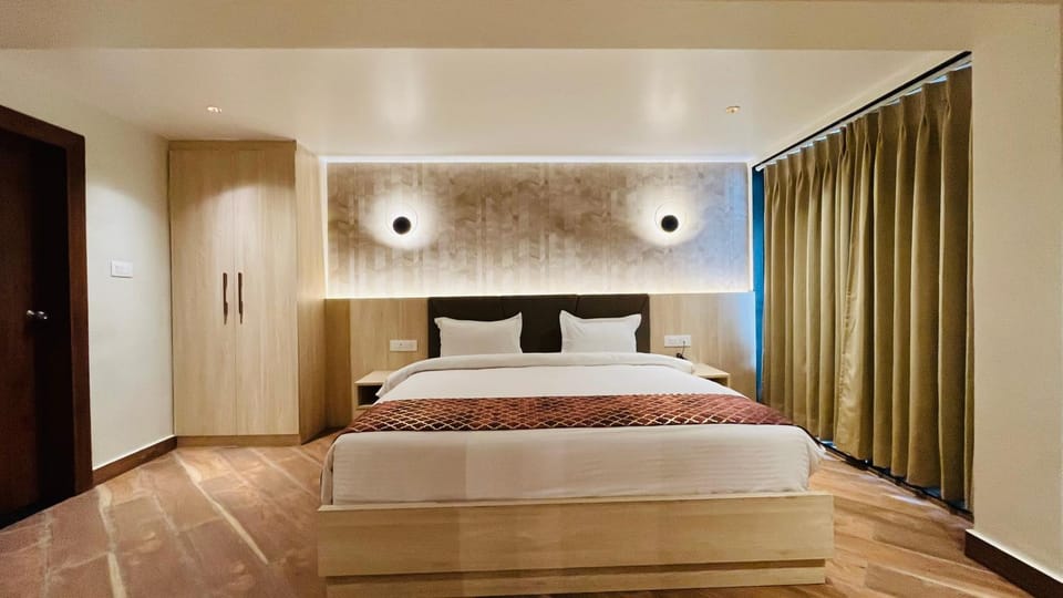 Bed, Photo of the whole room, Bedroom, wardrobe