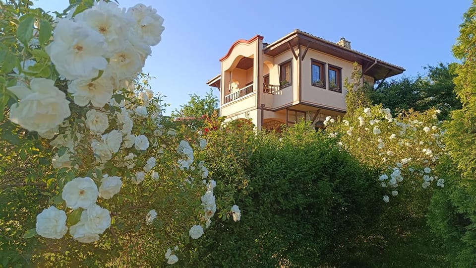 Property building, Garden