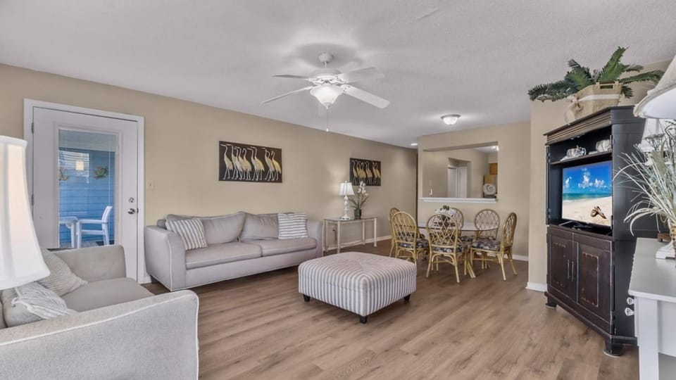 Sea Oats F206 Apartment in West Beach