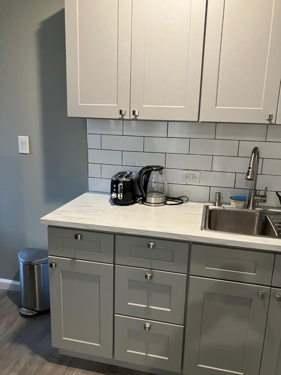 One Bedroom, NYC 45 min by Subway , Brooklyn, Brighton Beach Apartment in Brighton Beach