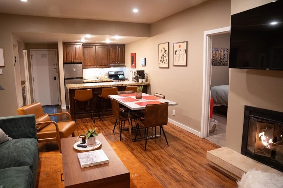 Edelweiss Haus Condo Steps to PCMR Pool Hot Tub Summer Deals House in Park City