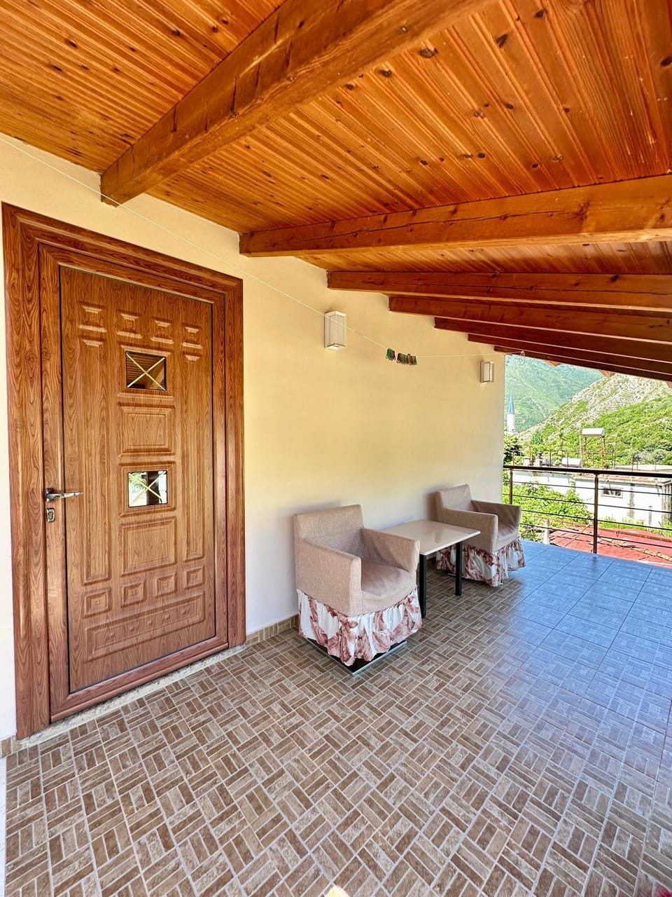 Patio, Balcony/Terrace, Garden view, Mountain view