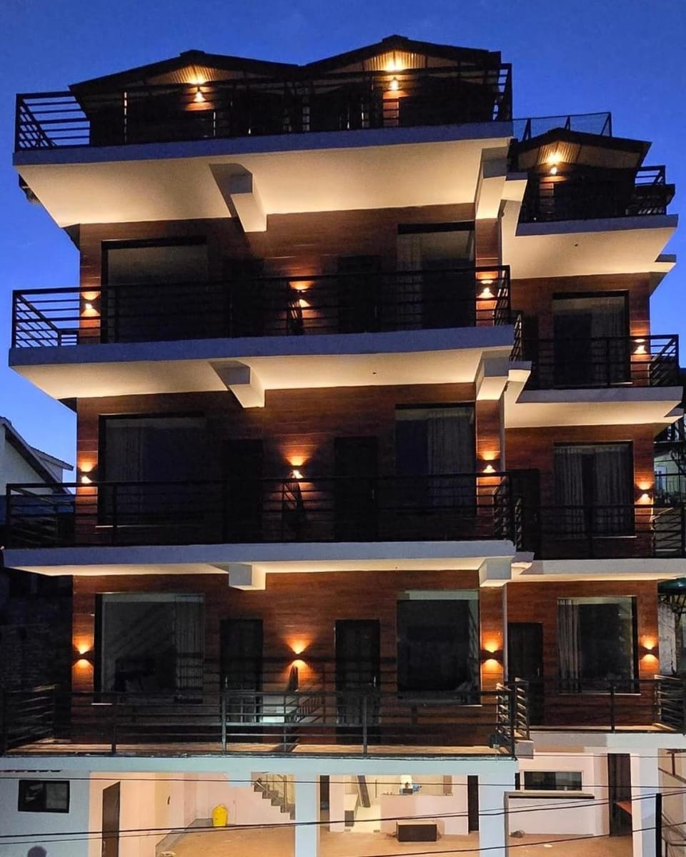 Property building, Internal: Not applicable to any particular room