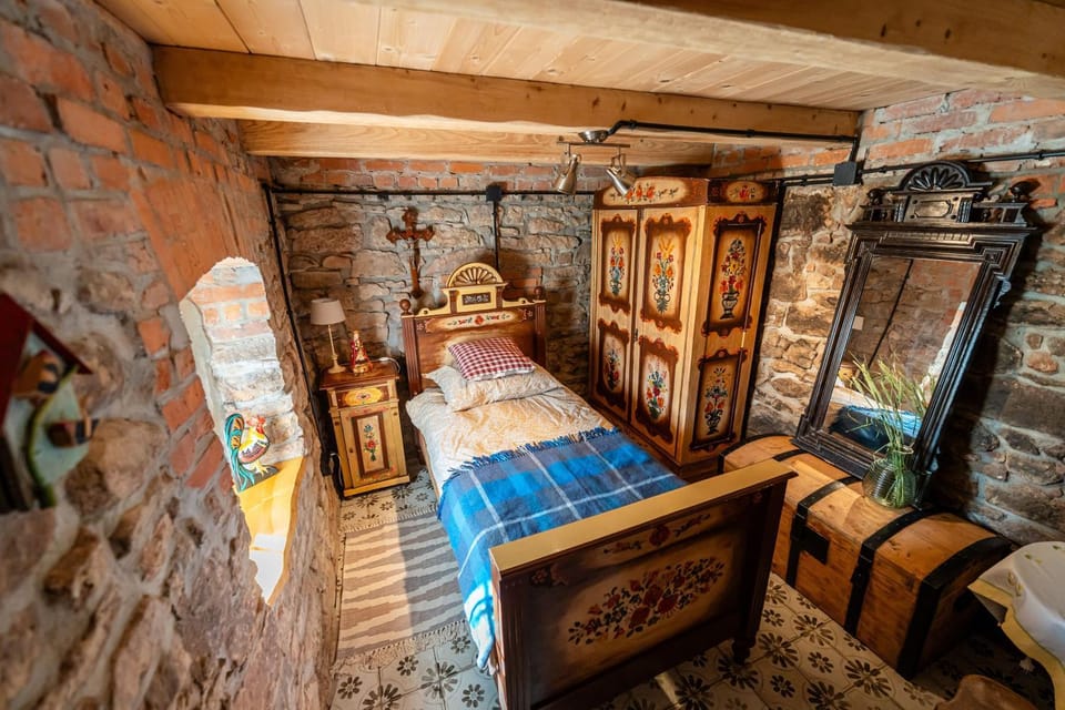 Agroturystyka Jak Makiem Zasiał Dworki 10 Apartment in Lower Silesian Voivodeship