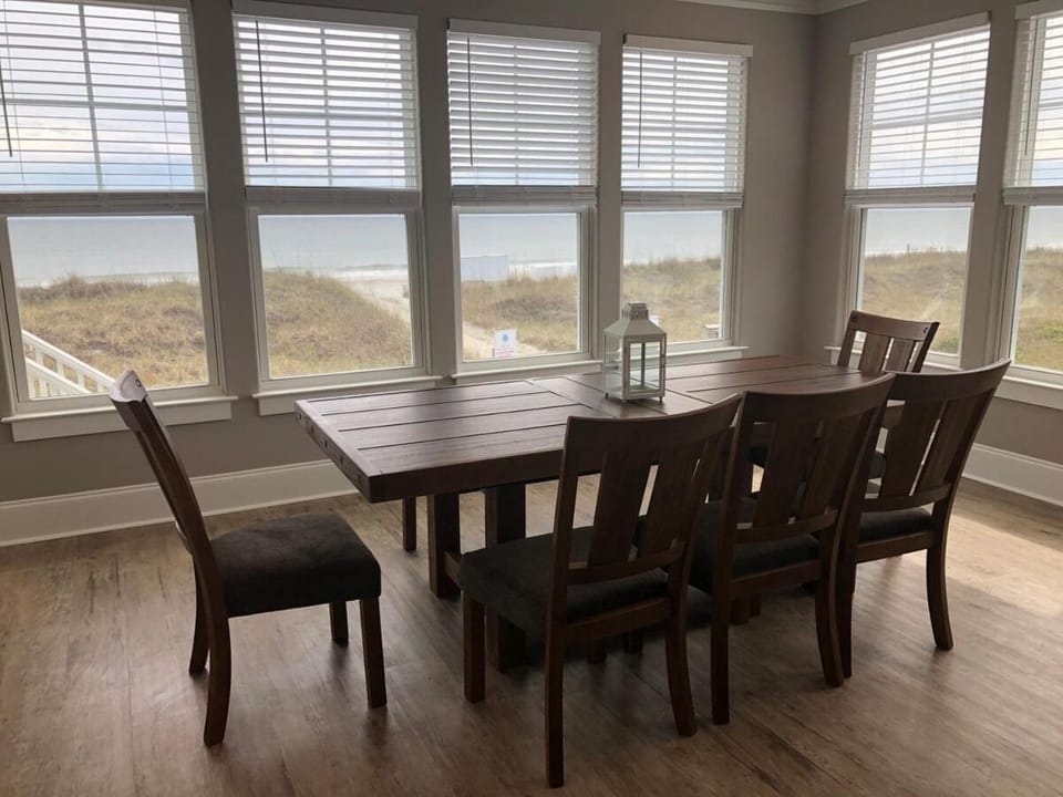 Bailey's Blue Ocean View House in Atlantic Beach