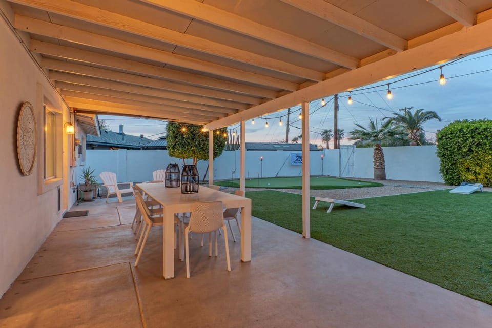 Stylish 3BR Retreat with Backyard Oasis Near Old Town Scottsdale House in Scottsdale