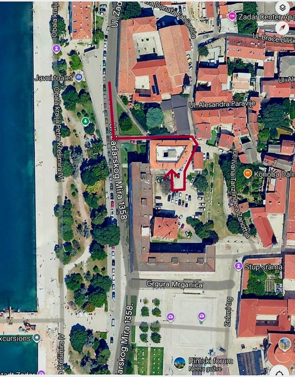 Property building, Bird's eye view, Location