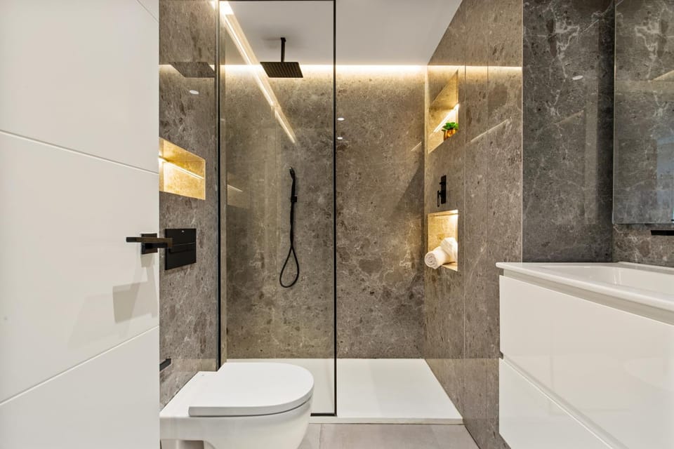 Shower, Bathroom