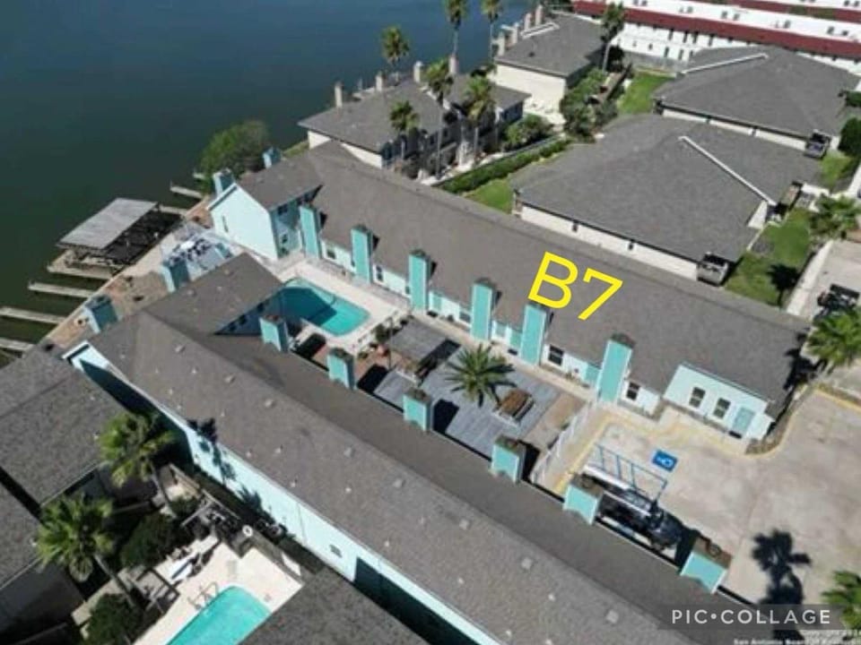Shared Pool Fishing Dock Walk to the Beach House in North Padre Island