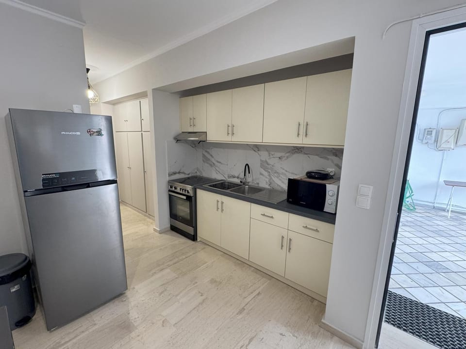 Kitchen or kitchenette, oven, stove