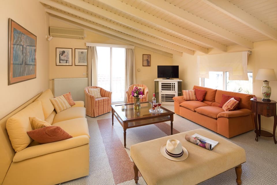 Finata Loft Apartment in Corfu, Greece
