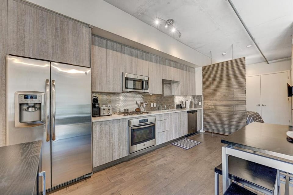Studio High-Rise in Downtown Vegas Apartment in Las Vegas
