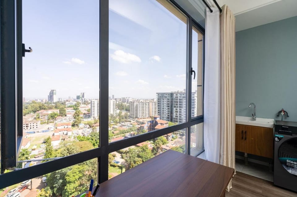 Cozy House in Nairobi with Gym,Pool,Workspace,Parking,WiFI Apartment in Nairobi