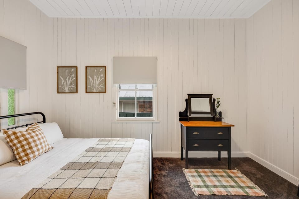 Bondi Cottage on Queens Park! House in Toowoomba City