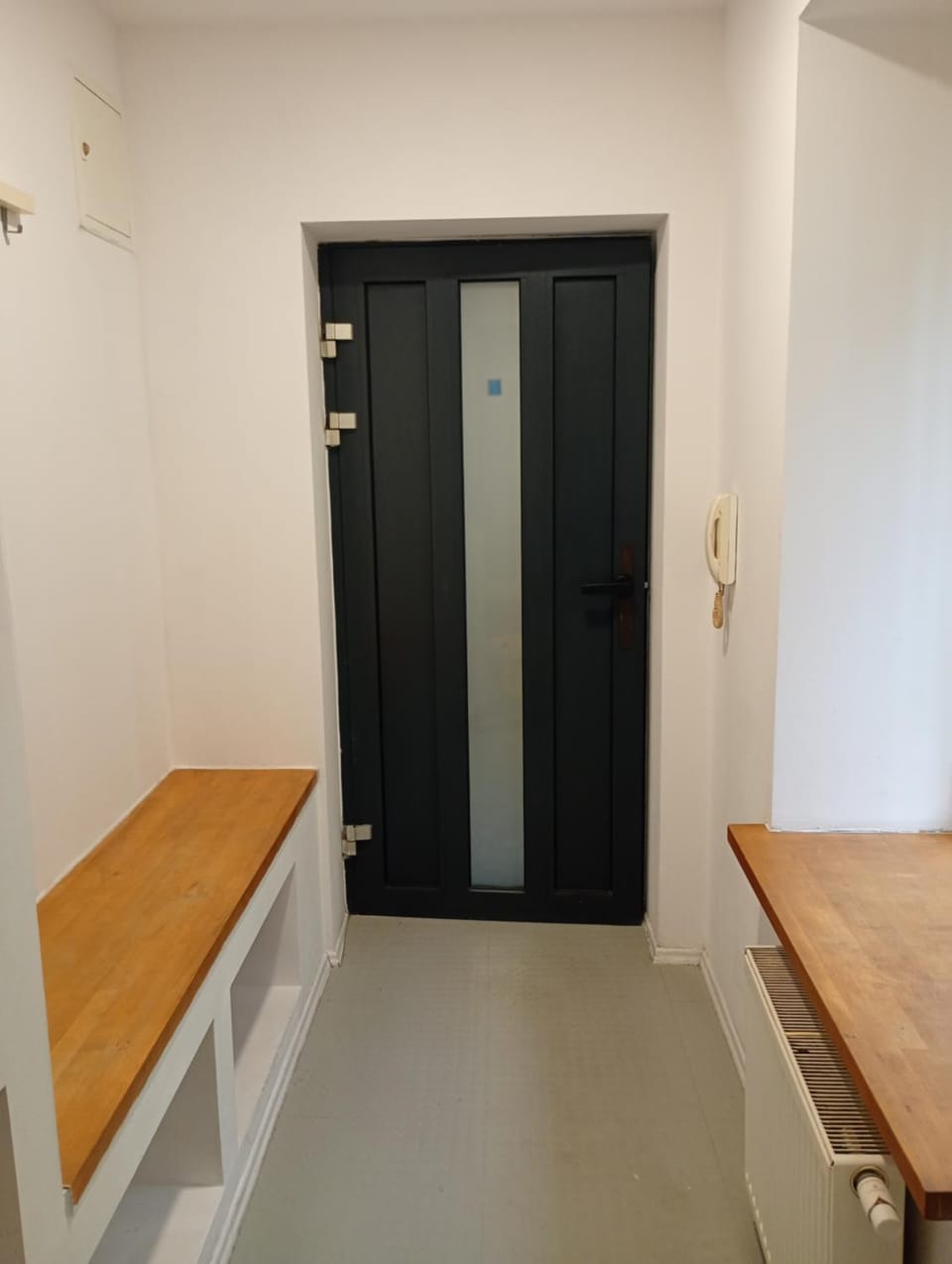 Apartament nr 8 - Kamienica Kameralna - Senatorska 4 - Dostęp na kod Apartment in Masovian Voivodeship