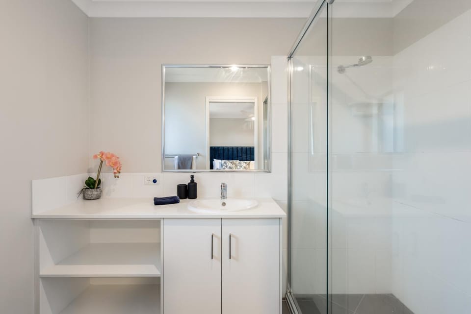Contemporary & Convenient - City Fringe Townhouse! Apartment in Toowoomba